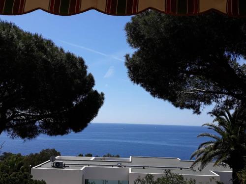 Villa familiale 8 pers, jardin, BBQ, proche mer - Les Issambres - FR-1-768-28