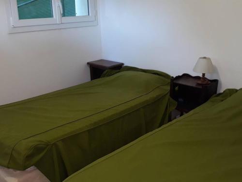 Postel nebo postele na pokoji v ubytování Villa familiale 8 pers, jardin, BBQ, proche mer - Les Issambres - FR-1-768-28