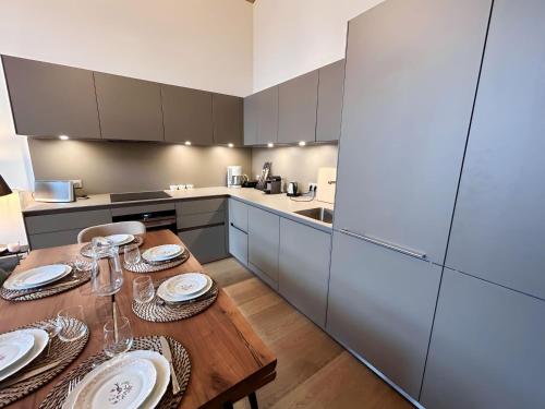 Appartement de standing 3 chambres, terrasse, centre Les Gets, proche commerces, parking inclus