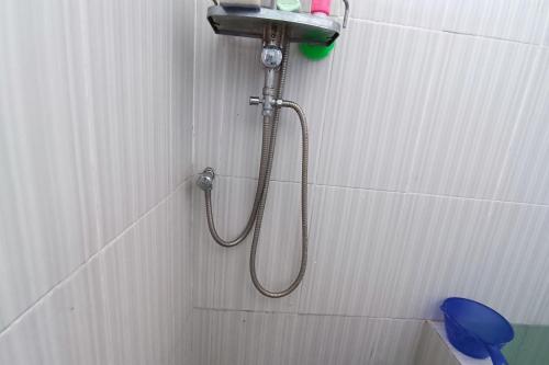 Kupatilo u objektu SPOT ON 93317 Wisma Ratu Syariah