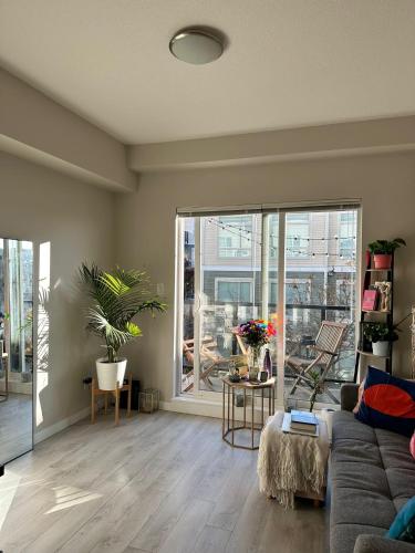 Condo west end