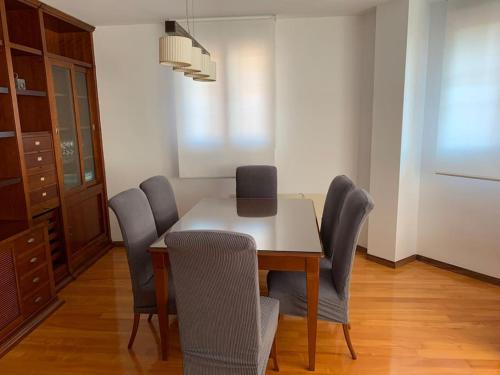 Duplex Centro - calle Corrida