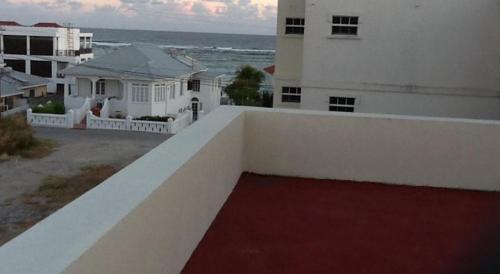  Seawinds Apartments -  Room  picture :    Tea/Coffee maker    Shower    Bath                            