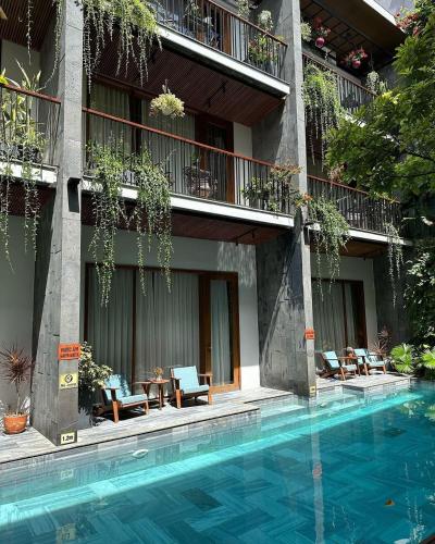 Πισίνα στο ή κοντά στο Tam House Villa Hotel