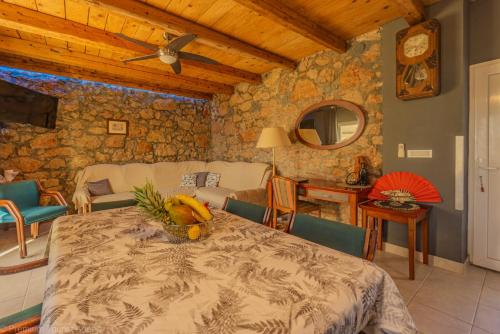Rustica Luxury with lots of comfort and space and a fantastic viewにあるシーティングエリア