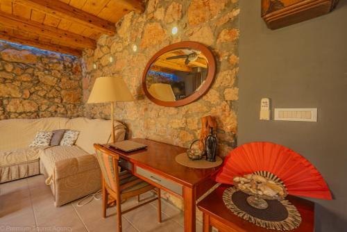 Rustica Luxury with lots of comfort and space and a fantastic viewにあるシーティングエリア