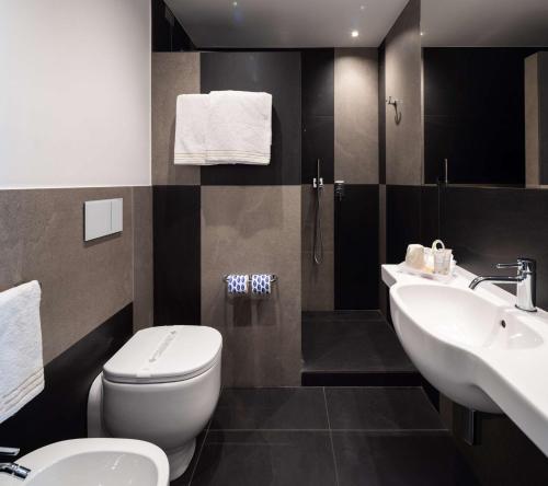 Bilik mandi di Best Western Hotel Major
