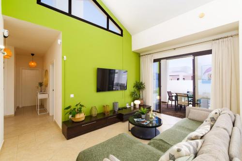 Villa Almudena by Villa Plus