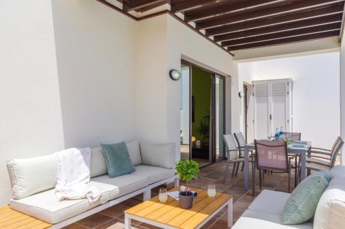 Villa Almudena by Villa Plus
