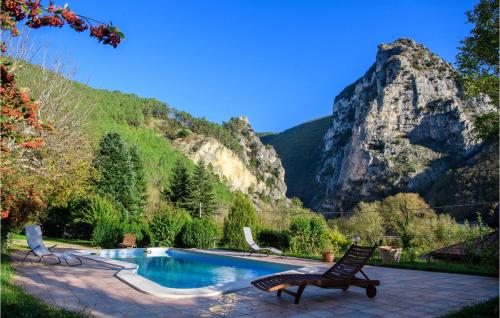 Cozy Apartment In Genga With House A Mountain View