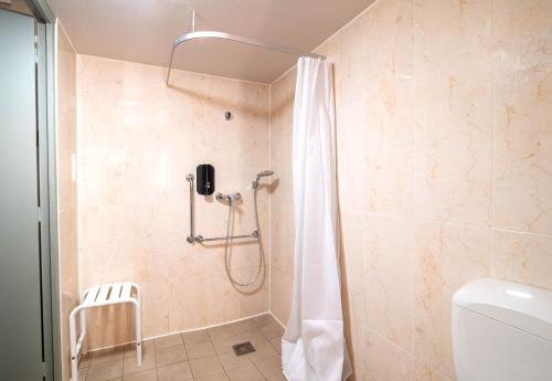Koupelna v ubytování B&B HOTEL Limoges 2