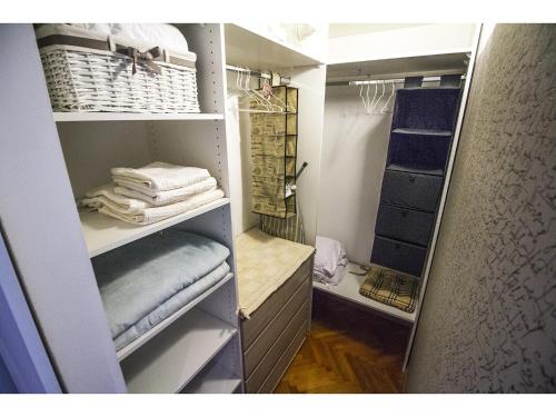 Tempat tidur susun dalam kamar di Shades Of Grey Apartments