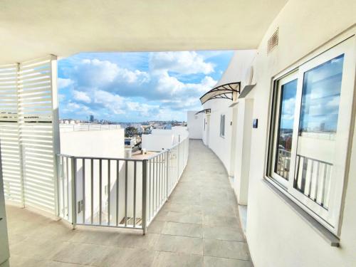 Balkoni atau teres di The Papillon Penthouse
