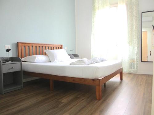 Lexie Suites photo 44