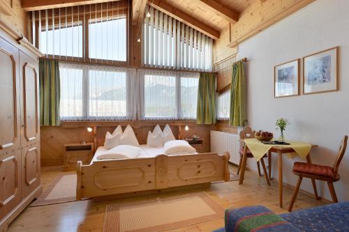 Gallery image of Hotel Theresia Garni in Sankt Johann in Tirol