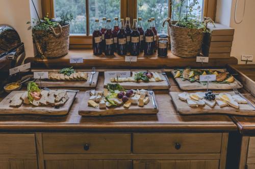 Mad på resortet eller i nærheden