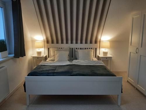Posteľ alebo postele v izbe v ubytovaní MV Idyll
