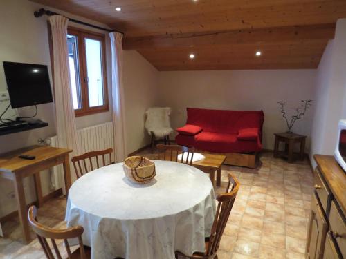 Studio pour 3 avec balcon et animaux admis, proche pistes - FR-1-467-72