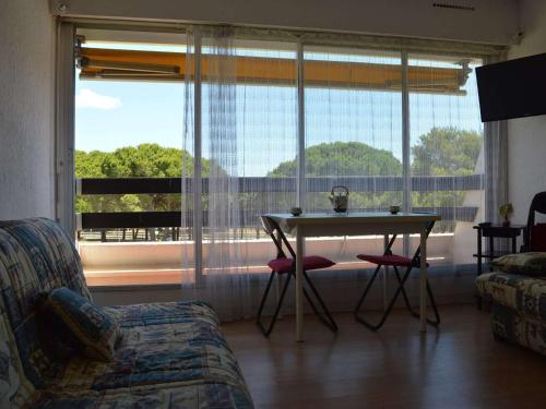 Studio cabine 4 pers. avec balcon, piscine, parking, accès direct plage - Grau-du-Roi