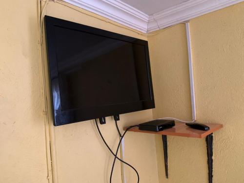 TV a/nebo společenská místnost v ubytování Bobirwa Resort & Accomodation