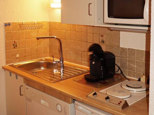 Studio familial avec accès direct aux pistes, balcon sud, 4 pers, centre station, Les Orres - FR-1-322-493