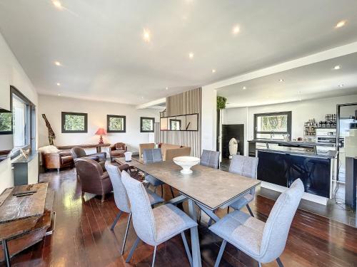 Chalet Combloux, 5 pièces, 8 personnes - FR-1-560-110