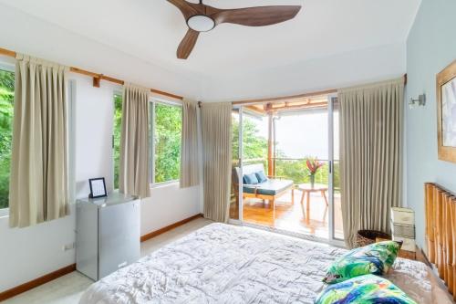 Gallery image of Vista Naranja Ocean View House in Santa Teresa Beach