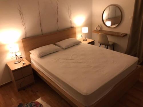 Modern Quiet Apartment Near Metro Athens Center
