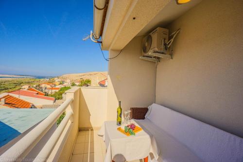 Rustica Luxury with lots of comfort and space and a fantastic viewにあるバルコニーまたはテラス