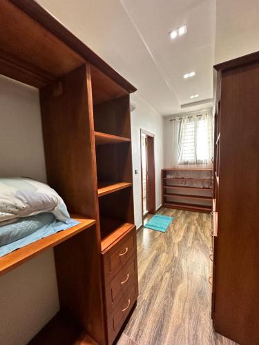 Una cama o camas en una habitación de Villa Only