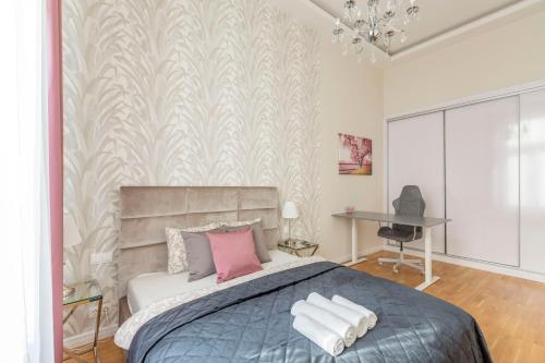 Ένα ή περισσότερα κρεβάτια σε δωμάτιο στο Luxury 3BEDRM 2BATHRM Apartment with Danube River View