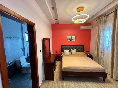 Una cama o camas en una habitación de Villa Only