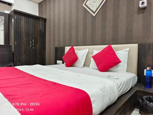 Gallery image of Hotel Ashirwad in Bhuj