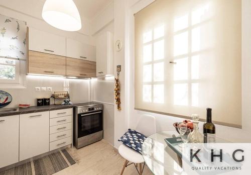 Théa Lassi 2 bedroom apartment, Garden level