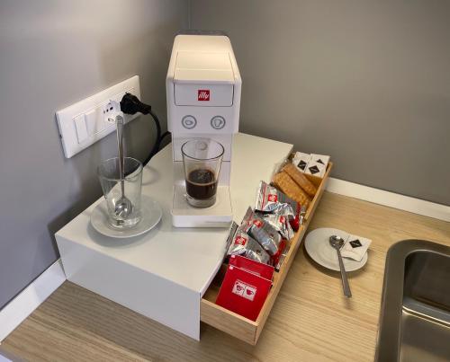 Принадлежности для чая и кофе в Borgo Terra village