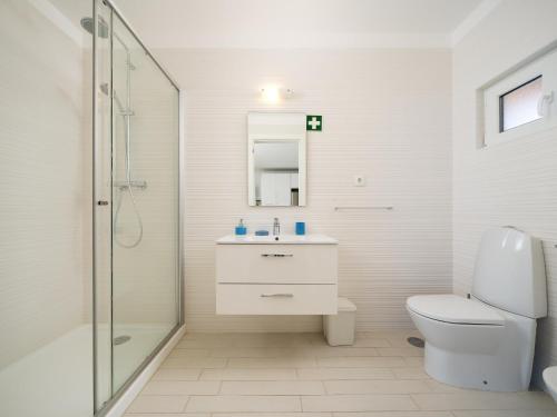 Contemporary Flat a Few Steps From the Beach #1944
