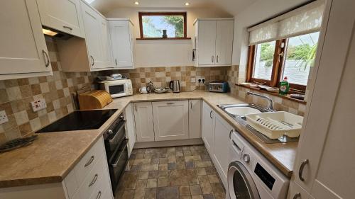 Hillside Cottage – Photos 5