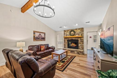 Peaceful Mtn View- Hot Tub- Fire Pit- Pets- Pond photo 28