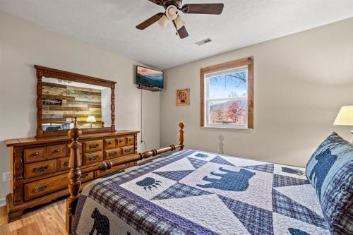 Peaceful Mtn View- Hot Tub- Fire Pit- Pets- Pond photo 19