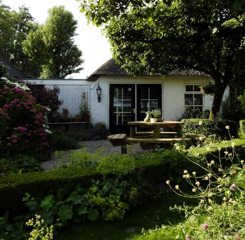 Fotografie z fotogalerie ubytování The Wee White Hoose v destinaci Oosternijkerk