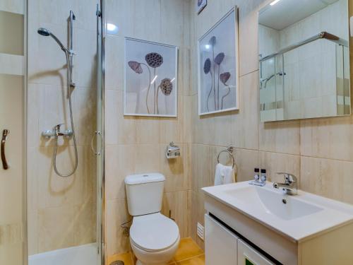 AL - Beachside Hideaway Quarteira