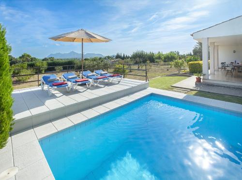 Owl Booking Villa Gabriel - Rustic Stay