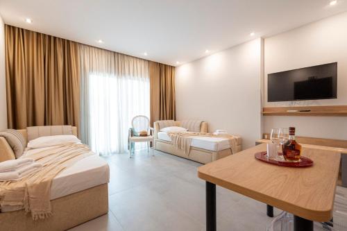 Gallery image of Sera-Nata Superior Suites in Nikiti