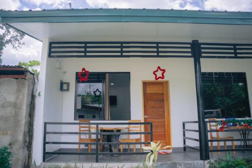 Φωτογραφία από το άλμπουμ του L'Puerta Travel Inn σε Hinoba-an