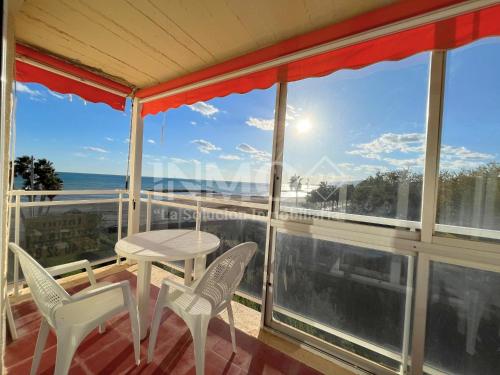 Frente a la playa y con vistas al mar 108A - INMO22