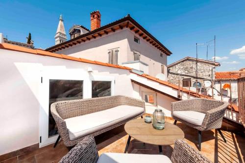 GRISIA Sea view with terrace