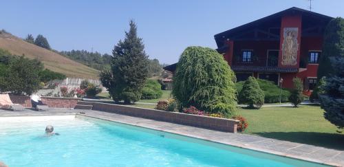 Piscina en o cerca de L'Isola Dla Cerrea