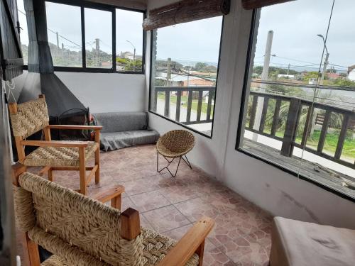 Μπαλκόνι ή βεράντα στο Lindo Monoambiente En La Paloma, Costa Azul Y La Aguada, Excelente Ubicación A 150m De La Playa