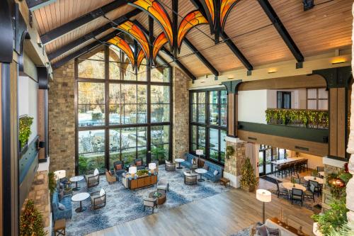 an overhead view of the lobby of a building at Dollywood's HeartSong Lodge & Resort in Pigeon Forge