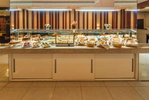 Jídlo v hotelu nebo okolí